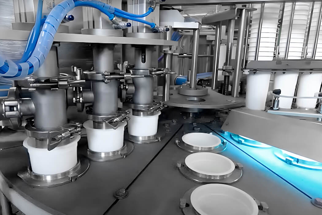 Semi-Automatic vs. Fully Automatic Cup Filling Machines – Key Differences, Benefits & Best Choice Comparison of semi-automatic and fully automatic cup filling machines, showing differences in production speed, efficiency, labour needs, and hygiene standards for food and beverage packaging.